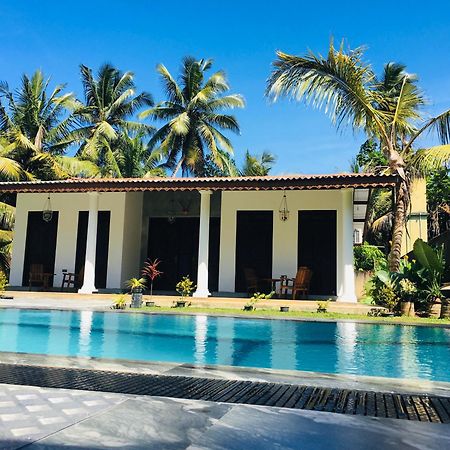 Villa Conch By Om Hikkaduwa Buitenkant foto