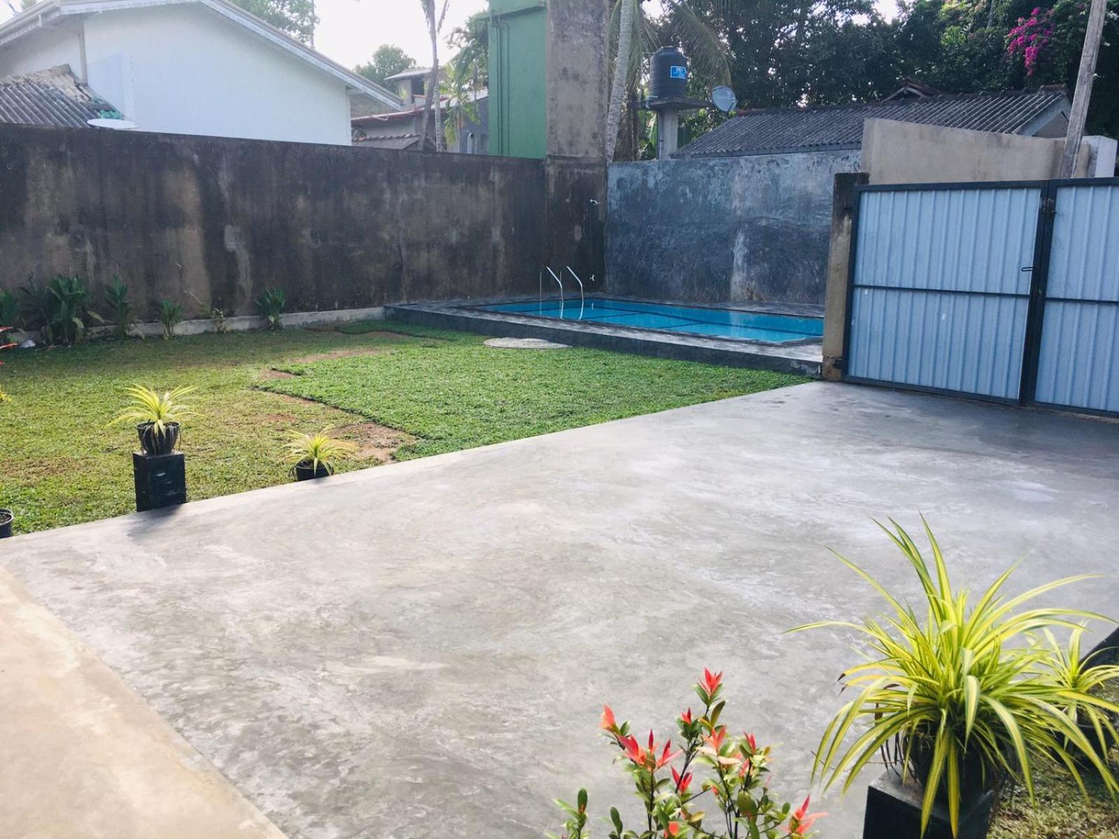 Villa Conch By Om Hikkaduwa Buitenkant foto