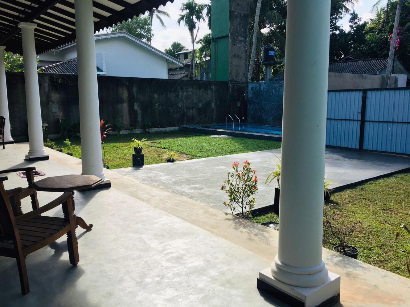 Villa Conch By Om Hikkaduwa Buitenkant foto